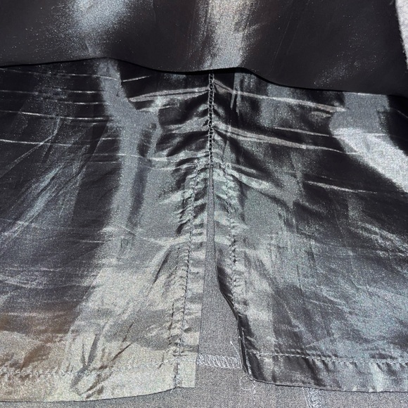 Sandra Darren dress, solid gray with ruffled V-neckline, zipper in back - Picture 7 of 10